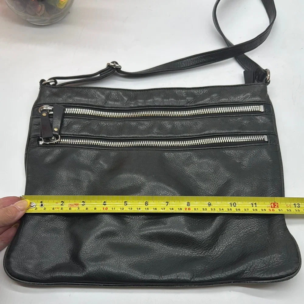 Margot Black Leather Crossbody Bag BP8054